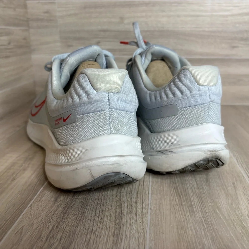 Nike Quest 5 Pure Platinum Light Crimson Gray Red